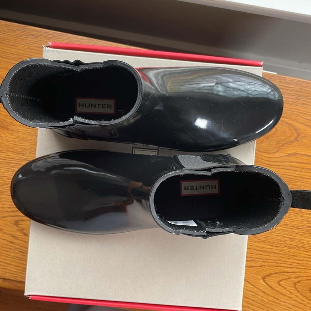 Hunter Glossy Black Chelsea Boots - Picture 7 of 10